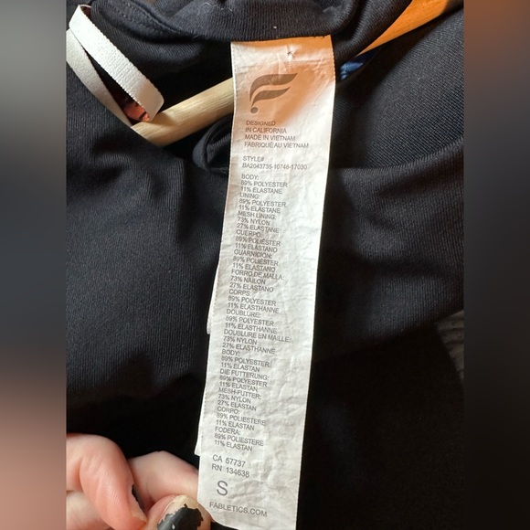 Fabletics set - Picture 2 of 5